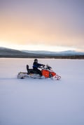 Introduction to snowmobiling - Learn the basic skills of driving snowmobile