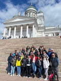 FALL IN LOVE WITH HELSINKI – Private walking tour with a Local