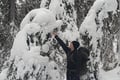 Rovaniemi: Korouoma Frozen Waterfalls Hike with Hot BBQ Lunch
