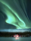 Snowmobile tour: 3 Hour Safari to Search for the Northern Lights in Levi